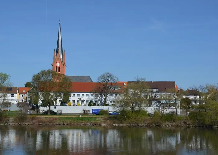 Hotel Krone Hochstadt
