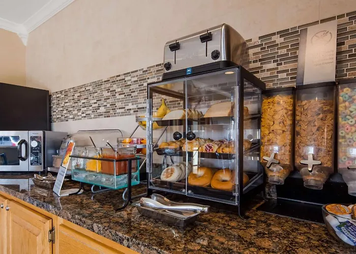 Best Hotels in Flora for Memorable Stays