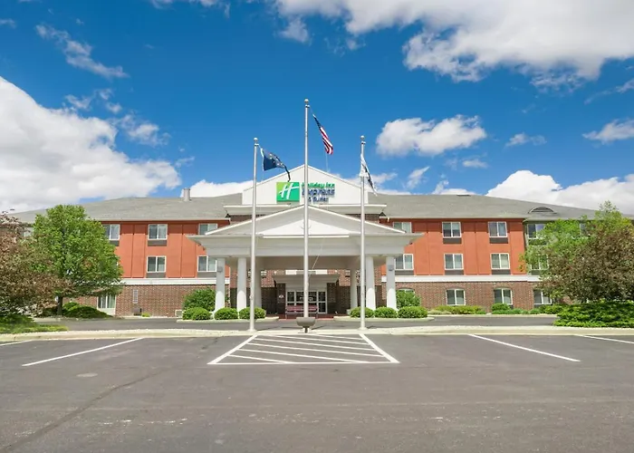 Best Hotels Near Portland Expo Center