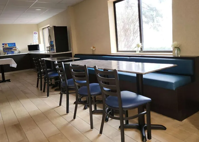 Top Hotels in Bridgeport Alabama