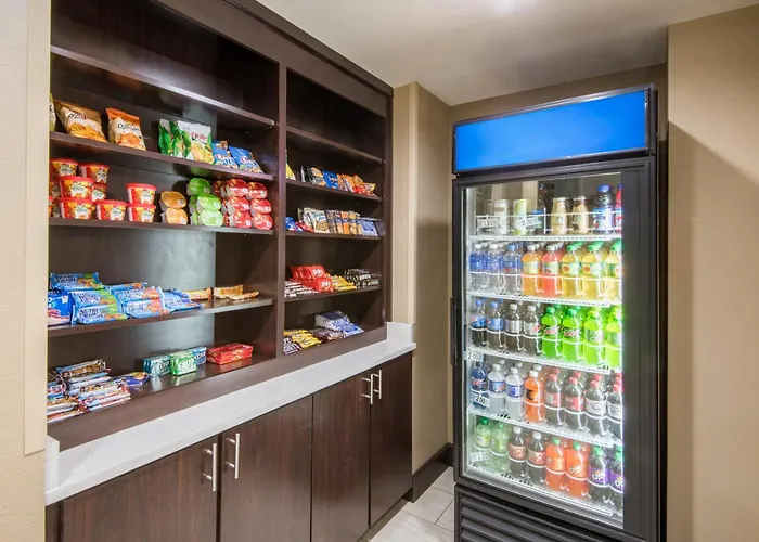 Top Hotels Near Ashland University's Vibrant Campus