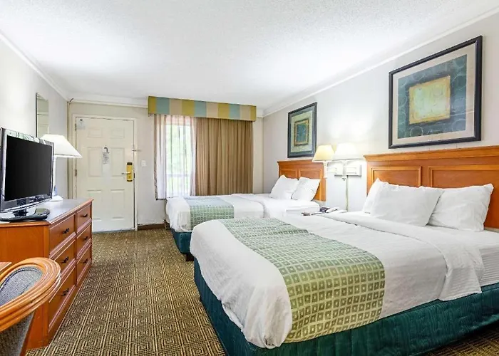 Top Weekly Hotels Offering Extended Stay Huntsville
