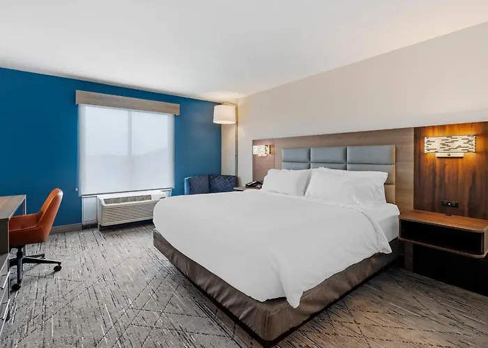 Top Hotels Near the White House for Upscale Stays