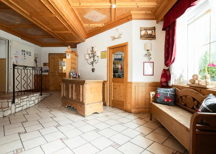 I Migliori Hotel con Piscina a Canazei