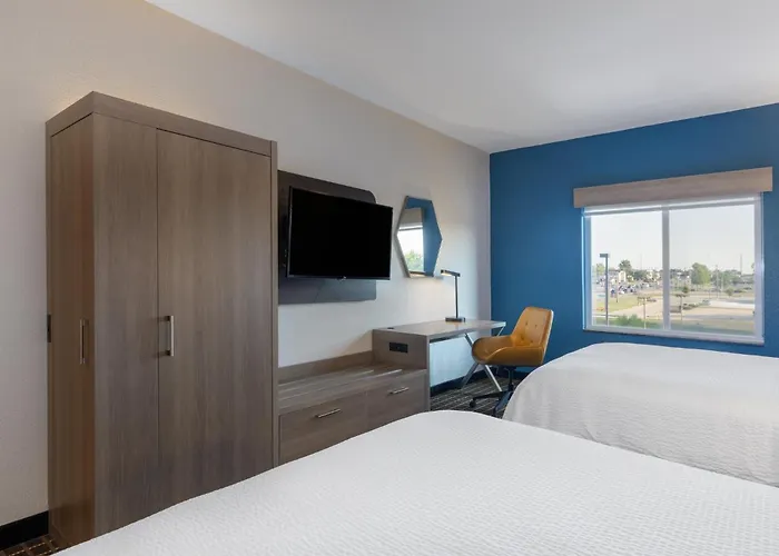 Top Hotels in Pittsburg for Visitors