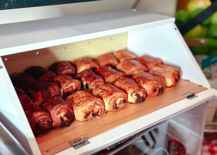 Ostelli Milano Economici: La Guida Completa per Risparmiare Durante il Tuo Viaggio a Milano