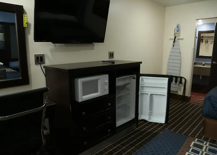 Best Hotels Near Walter E Washington Convention Center